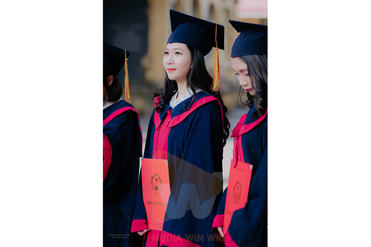 Dịch vụ Chụp Kỷ Yếu Đơn